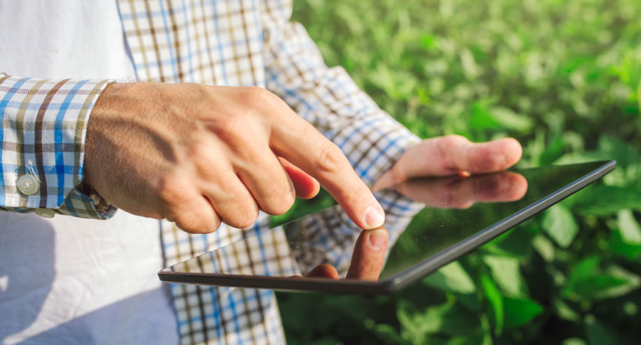 Mobile Networks and Precision Agriculture